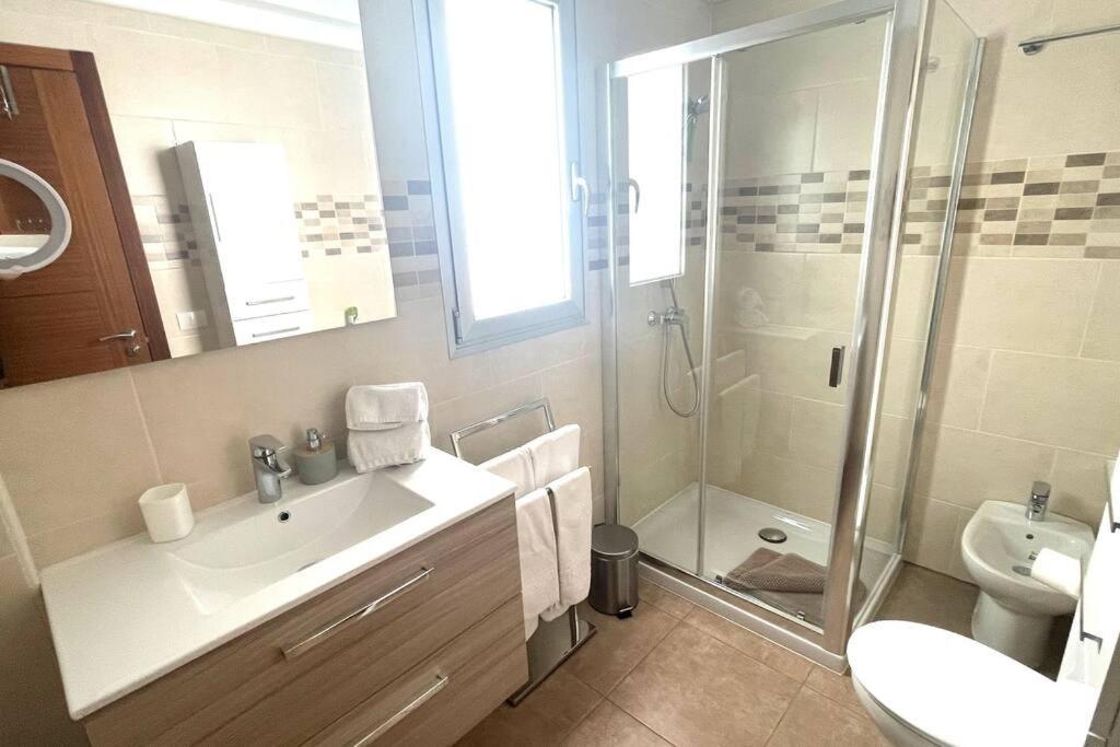 Luxurioese Duplex Ferienwohnung In Sehr Ruhiger Wohnanlage Mit Meerblick Palm-mar Kültér fotó