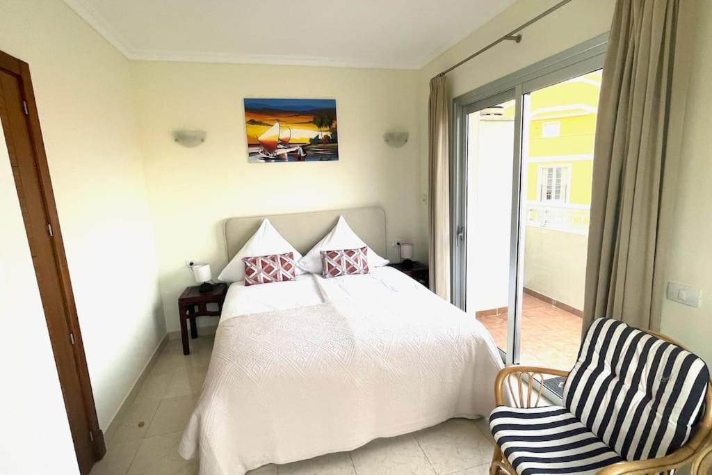 Luxurioese Duplex Ferienwohnung In Sehr Ruhiger Wohnanlage Mit Meerblick Palm-mar Kültér fotó