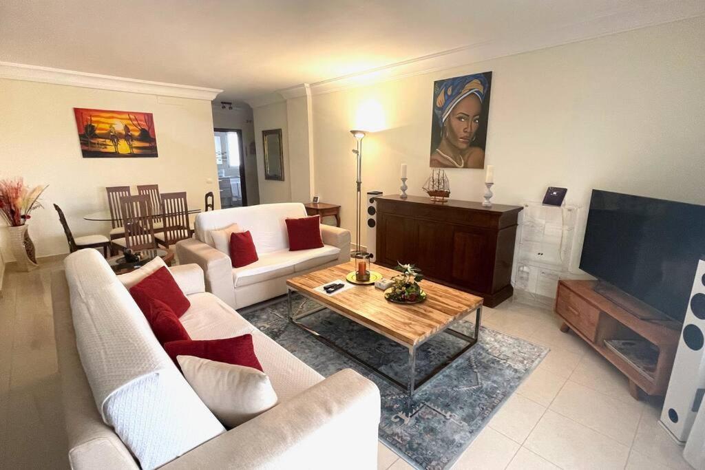 Luxurioese Duplex Ferienwohnung In Sehr Ruhiger Wohnanlage Mit Meerblick Palm-mar Kültér fotó