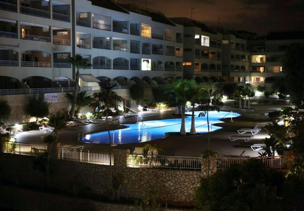 Luxurioese Duplex Ferienwohnung In Sehr Ruhiger Wohnanlage Mit Meerblick Palm-mar Kültér fotó